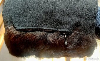 Retro kozusinovy rukavnik - 2