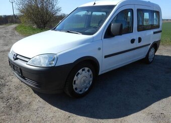 Opel Combo 1,4 66 kW Historie benzín - 2