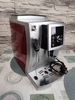 Delonghi kávovar - 2