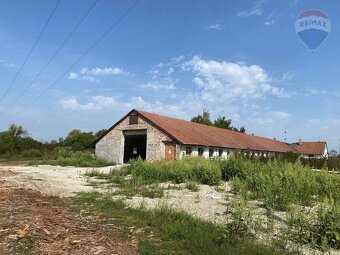 Hala na prenájom Mostová okres Galanta 320 m2 - 2