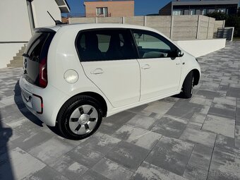 Vw e Up , 68.000km elektromobil - 2