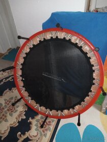 Predám trampolínu, priemer cca 120 cm s rúčkou. C - 2