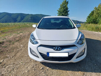 Hyundai i30 1.4i - 2