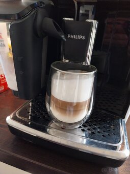 Philips 3300 LatteGo Automatický kávovar EP3243/50 - 2