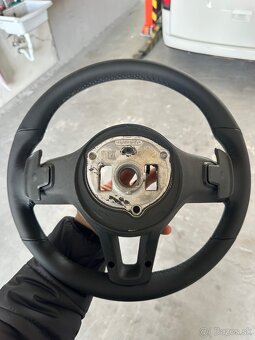 MERCEDES VOLANT - 2