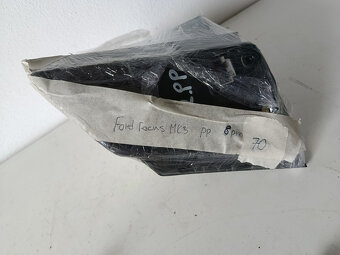 spatne zrkadlo ford focus mk3 PP 8pin 70€ - 2