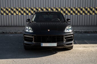 Porsche Cayenne turbo 4.0 v8 404kw - 2