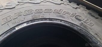 BFGoodrich All Terrain T/A KO2 265/65 R17 120/117S - 2