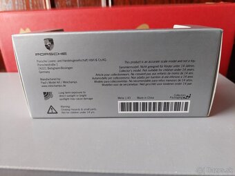 1:43 Minichamps Porsche Cayenne Diesel - 2