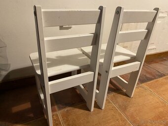Drevené biele detské stoličky - 2