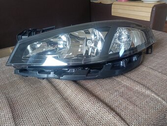 Predám nové svetlá - 2