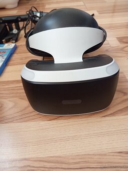 VR PS4 complet + hra Iron Man vr - 2