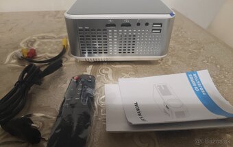 Projektor KRUGER & MATZ s WiFi a bluetooth - 2