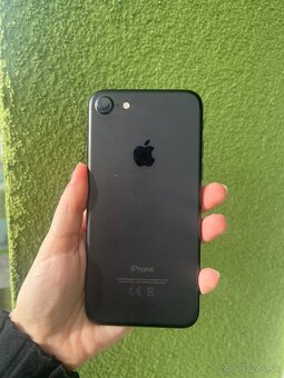 iPhone 7 - 2