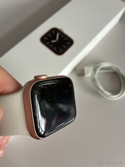 Apple Watch 5 series, 40mm - 2