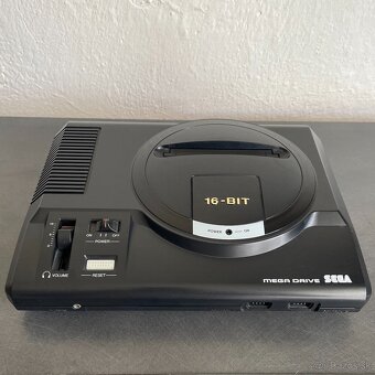 Predám Sega Mega Drive 1. generácie – retro herná konzola - 2