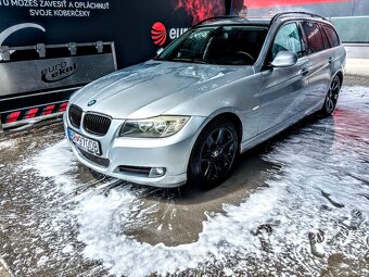 BMW e91 318d - 2
