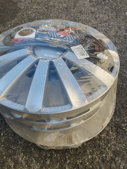 Puklice 13" sada 4ks Nove - 2