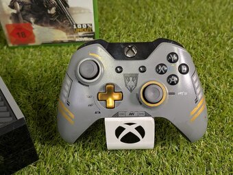 Xbox One 1TB Call of Duty edícia, ovládač a hra Call of Duty - 2