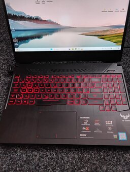 Herný laptop Asus - 2