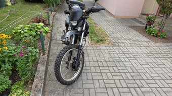 YAMAHA XT 600 - 2
