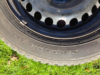 Plechové disky + zimné pneu 215/55 R16 - Volvo, Ford - 2