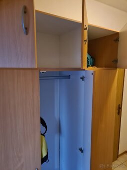 Predám chodbovú skrinu alebo do studentskej - 2