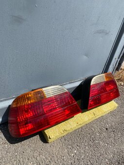 BMW e38 facelift zadné svetlá - 2
