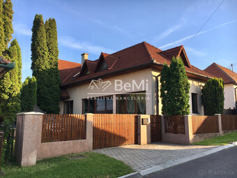 Výnimočný 7 izbový dom v Zbehoch – so saunou a bazénom - 2