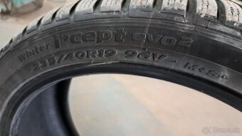 235/40 R19 96V Hankook - 2