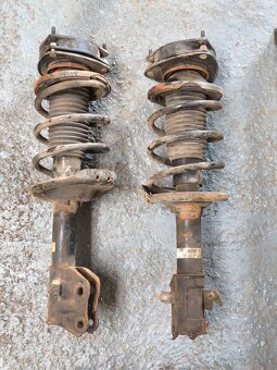 SUBARU XV - tlmiče komplet s podložkami - 2