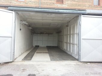 Prenájom garáž Stromová - 2