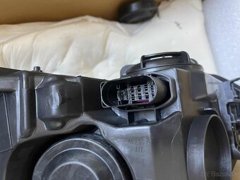 Svetlomety Ford Focus 3 - 2