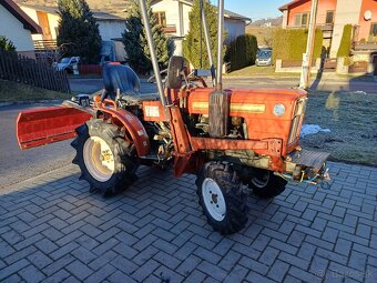 Predám malotraktor Yanmar 1301D - 2