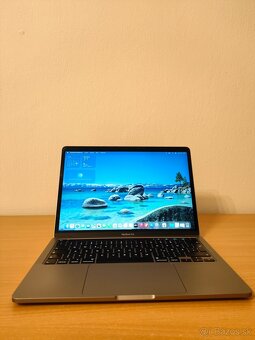 MacBook Pro 2020 | i7 • 32GB • 512GB SSD - 2