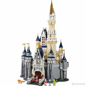 71040 LEGO DISNEY Disney Zámok - NOVÉ - 2