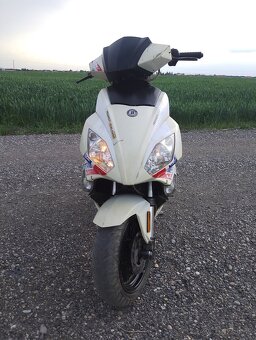 Skúter 50cc - 2