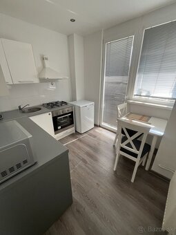 Exkluzívne 1 izb. byt s balkónom - 2