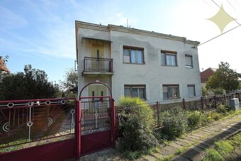 Dvojgeneračný čiastočne zrekonštruovaný rodinný dom - Veľká - 2