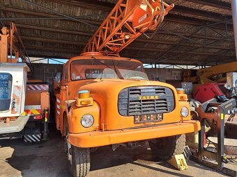 Tatra 148 AD 070 - 2