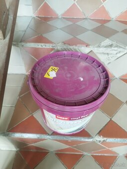 Predám lepidlo na linoleum - 2