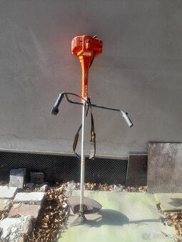 predám krovinorez oleo-mac - 2