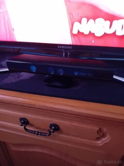 Xbox 360 e - 2