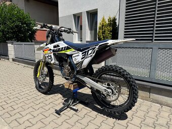 FC 350 2019 - 2