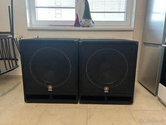 YAMAHA SW118V SUBWOOFER 18" + KOLIES - 2