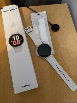 Samsung Galaxy Watch 5 44mm strieborné - 2