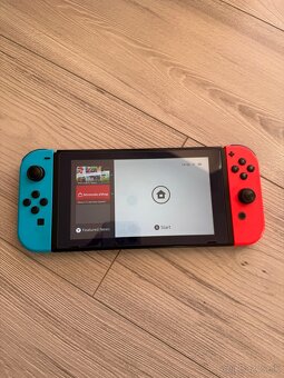 Nintendo Switch + 3 hry - 2