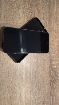 Samsung Galaxy S24 - 2