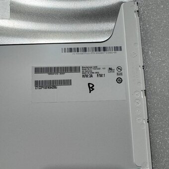 Predám obrazovku do notebooku 15,6" LED display 40pin - 2