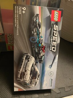 LEGO Speed Champions 76909 Mercedes-AMG F1 W12 E - 2